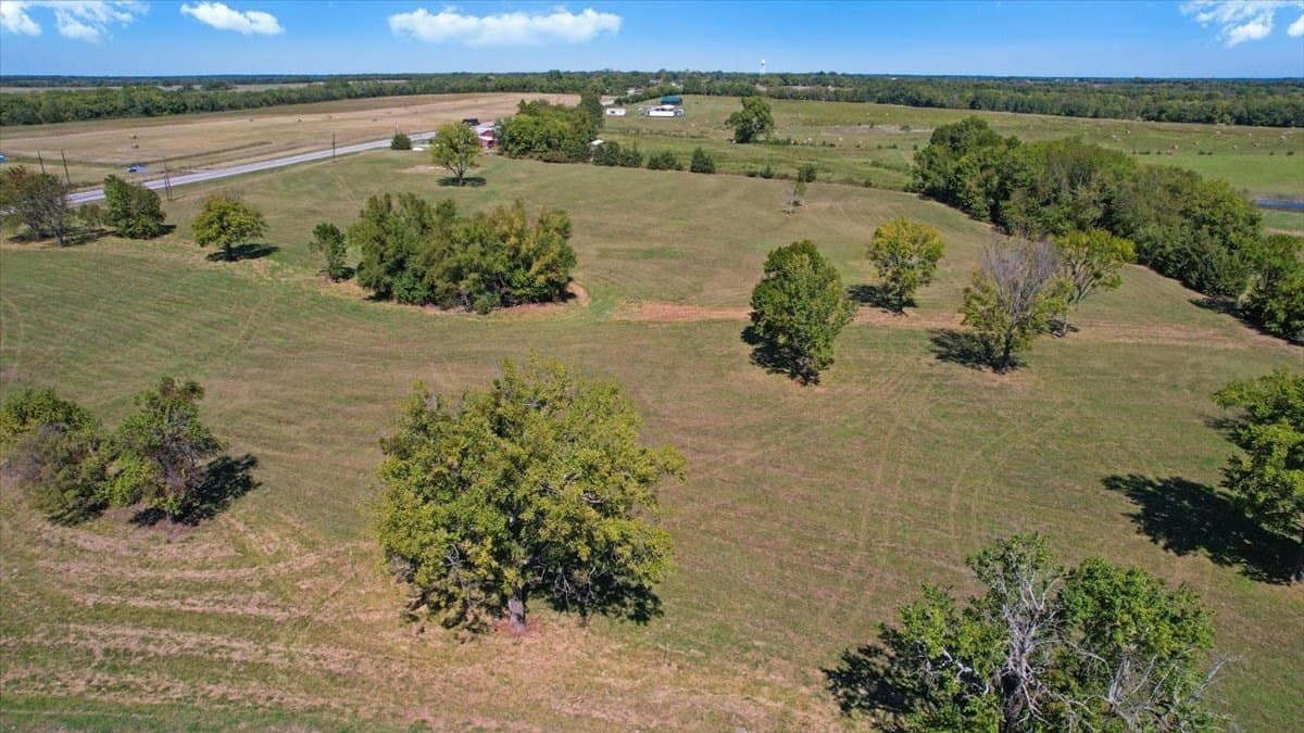 13.31 acres in Red River (TX) County - photo 18