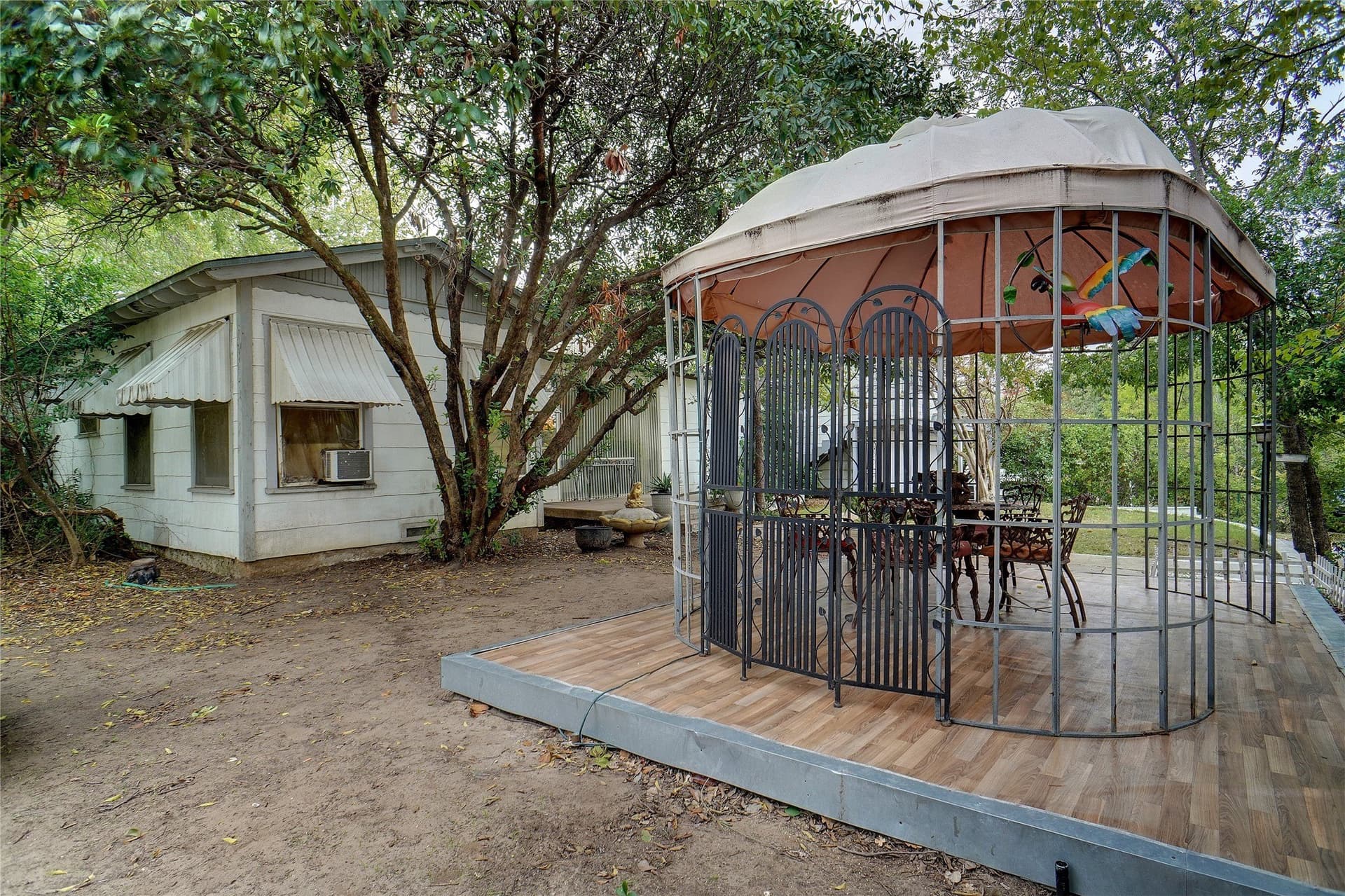 1.93 acres in Tarrant County gallery image 4