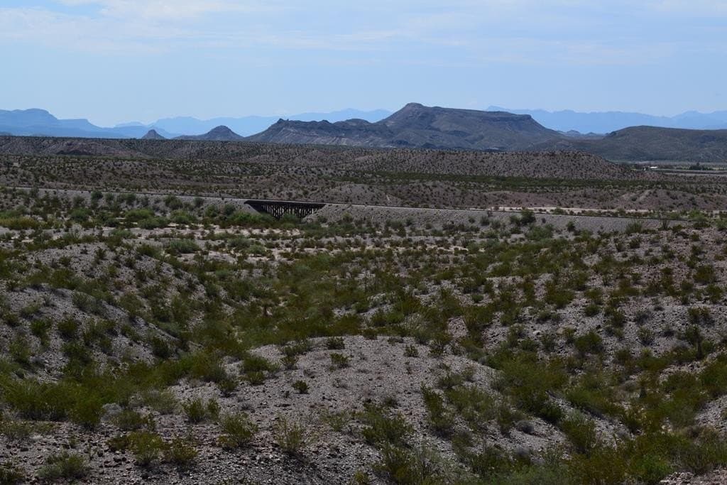 537 acres in Presidio County