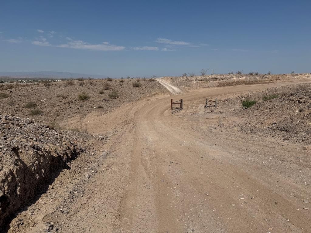537 acres in Presidio County gallery image 3