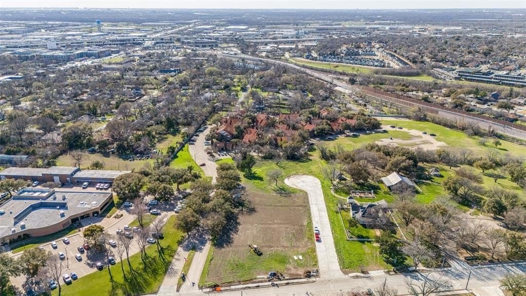0.25 acres in Dallas County featured view