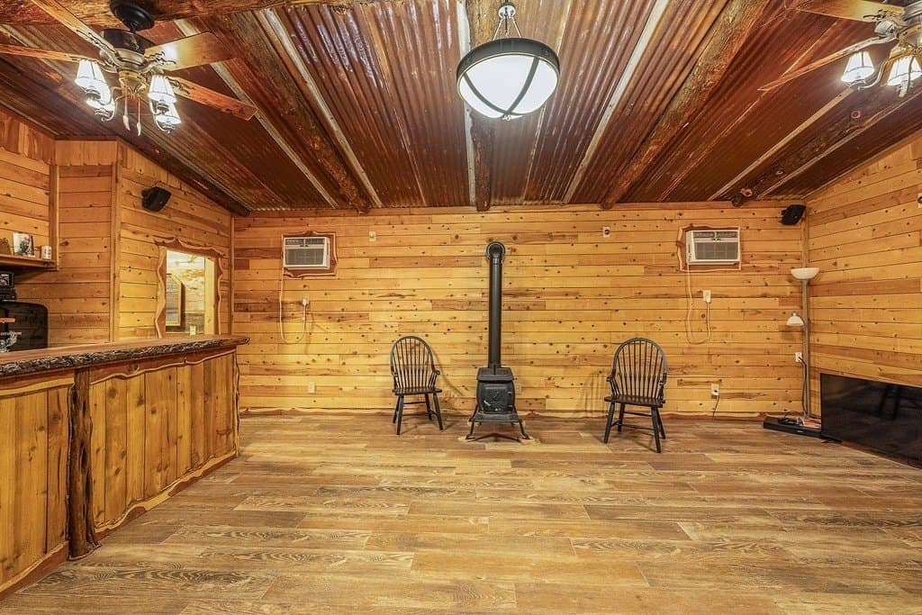 11.92 acres in Colorado County - photo 20