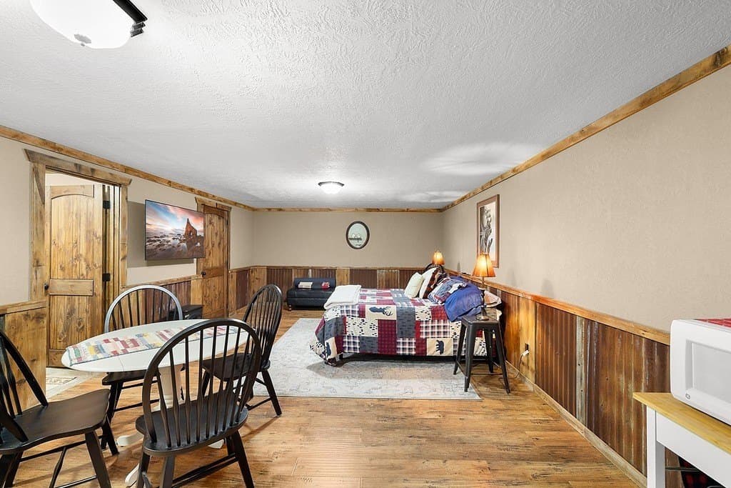 11.92 acres in Colorado County - photo 24