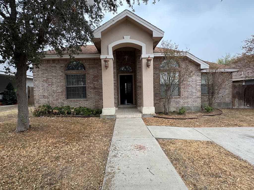 7,817 acres in Maverick County