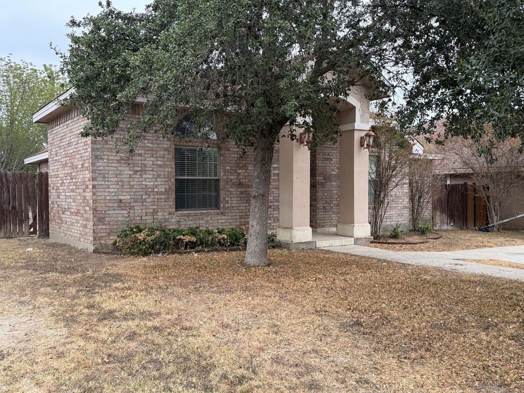 7,817 acres in Maverick County gallery image 3