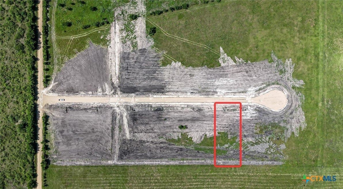 0.75 acres in Milam County