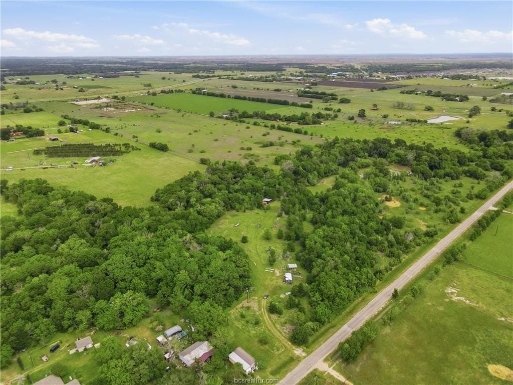 9.29 acres in Burleson County featured view