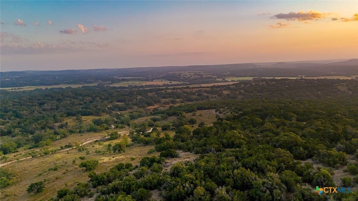 776 acres in Blanco County gallery image 2