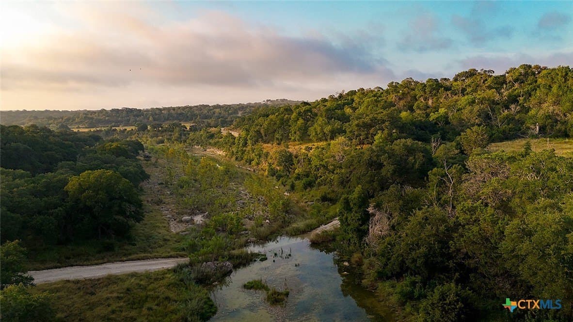 776 acres in Blanco County gallery image 4