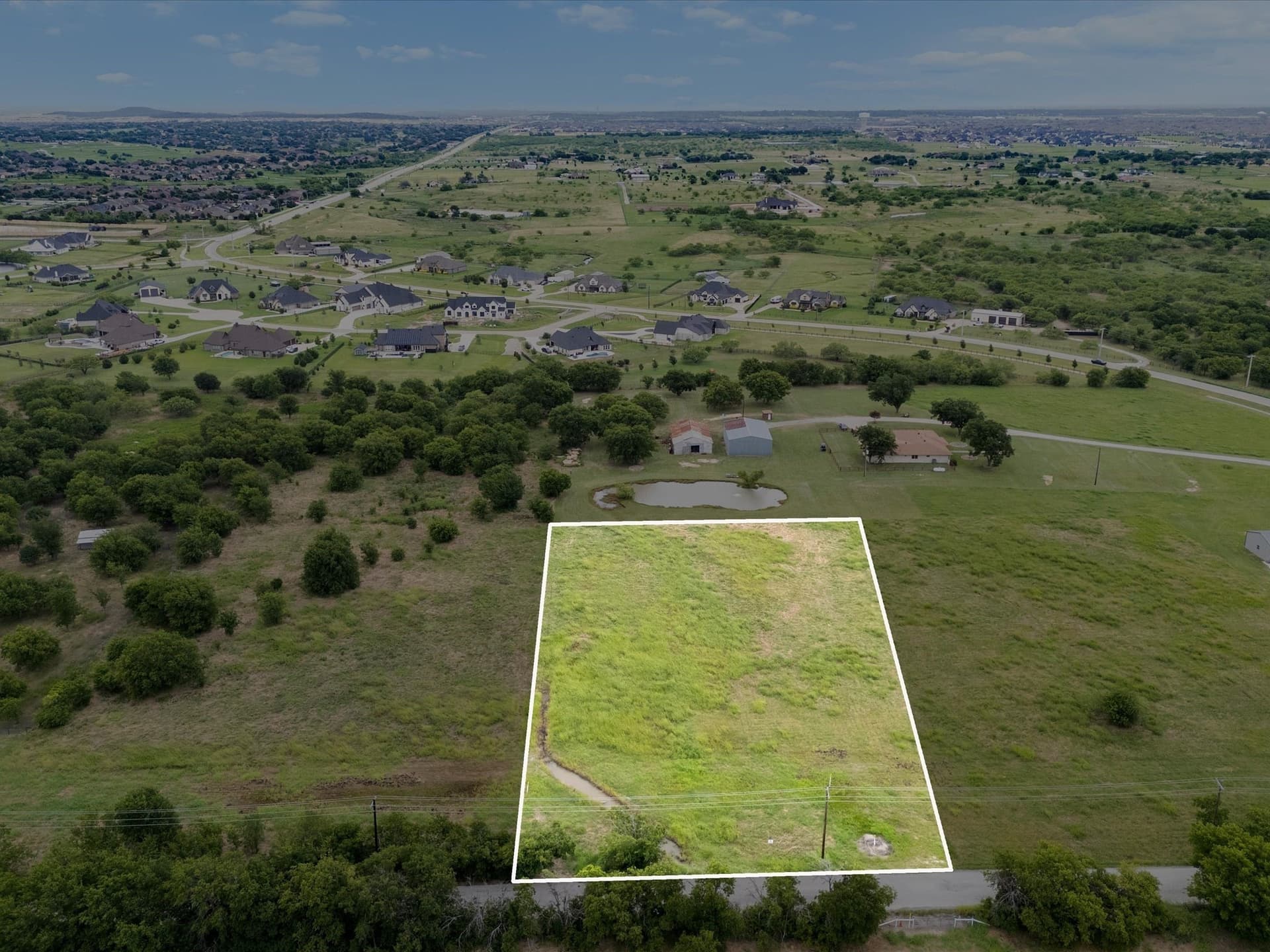 2 acres in Denton County gallery image 2