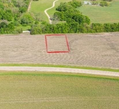 1 acres in Lamar County