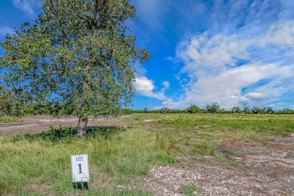 11.4 acres in Gillespie County - photo 8