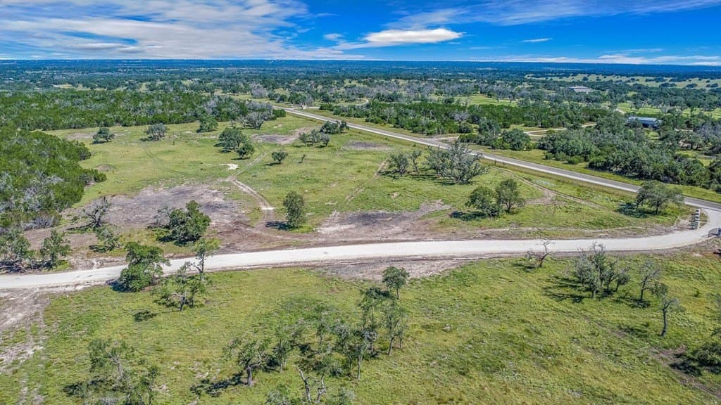 11.4 acres in Gillespie County gallery image 4