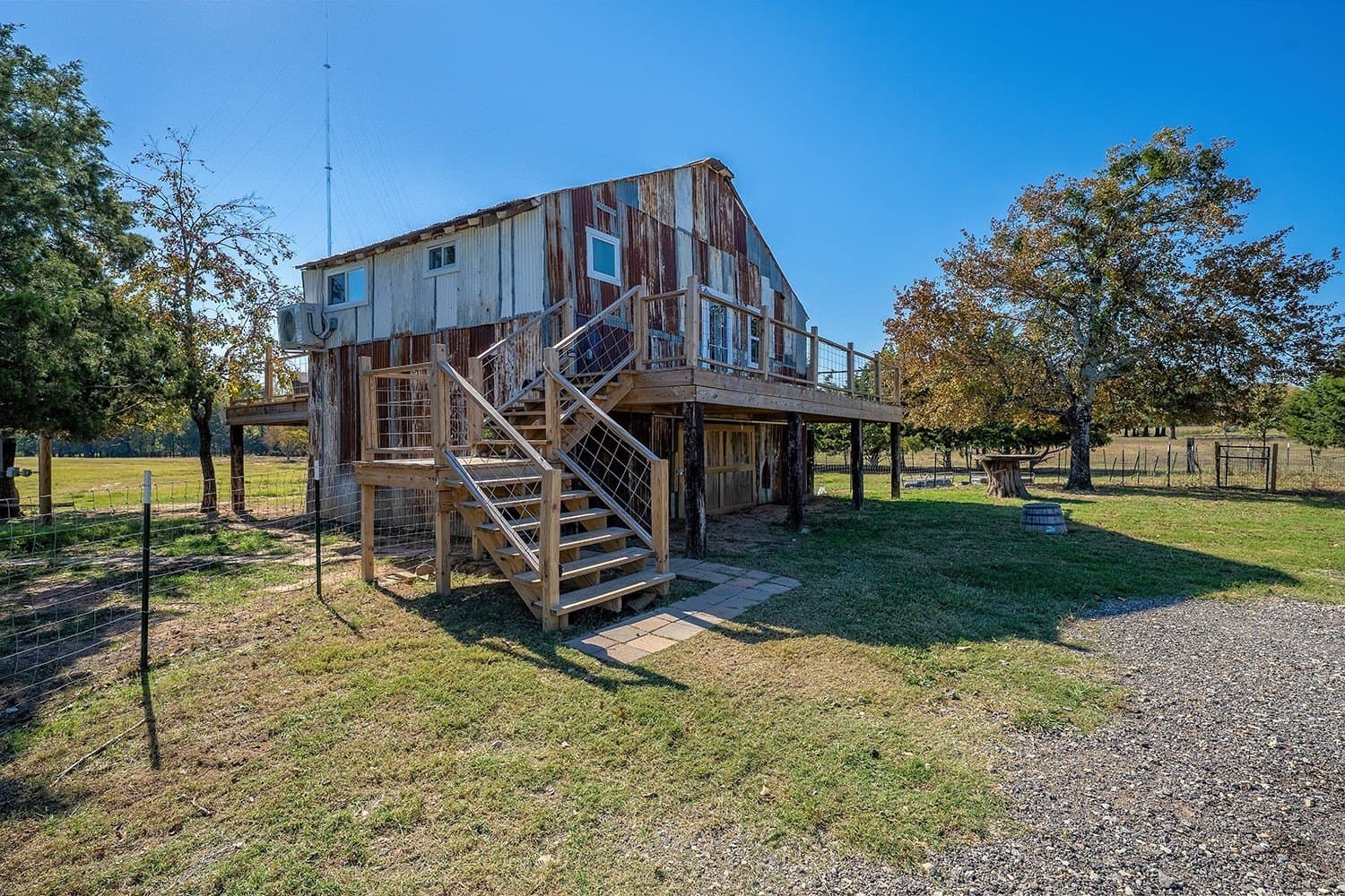 10.98 acres in Cooke County - photo 36