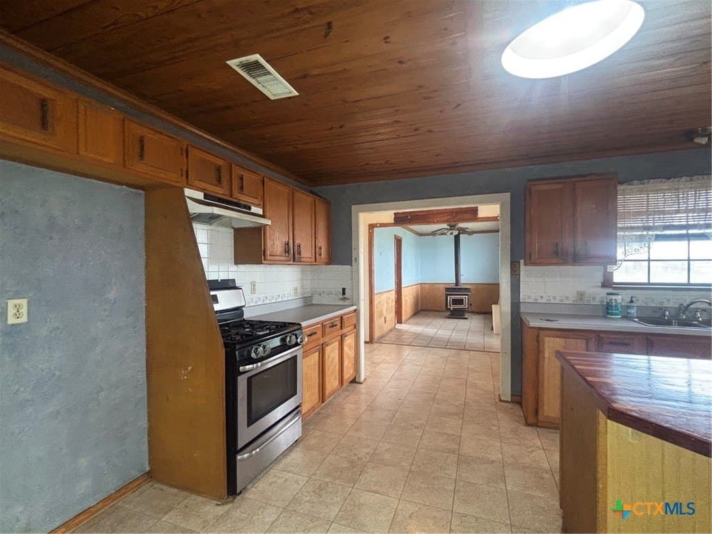 10.01 acres in Burnet County - photo 24