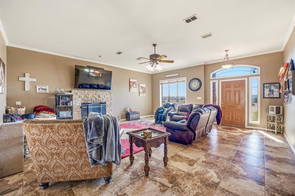 13.75 acres in Erath County gallery image 3