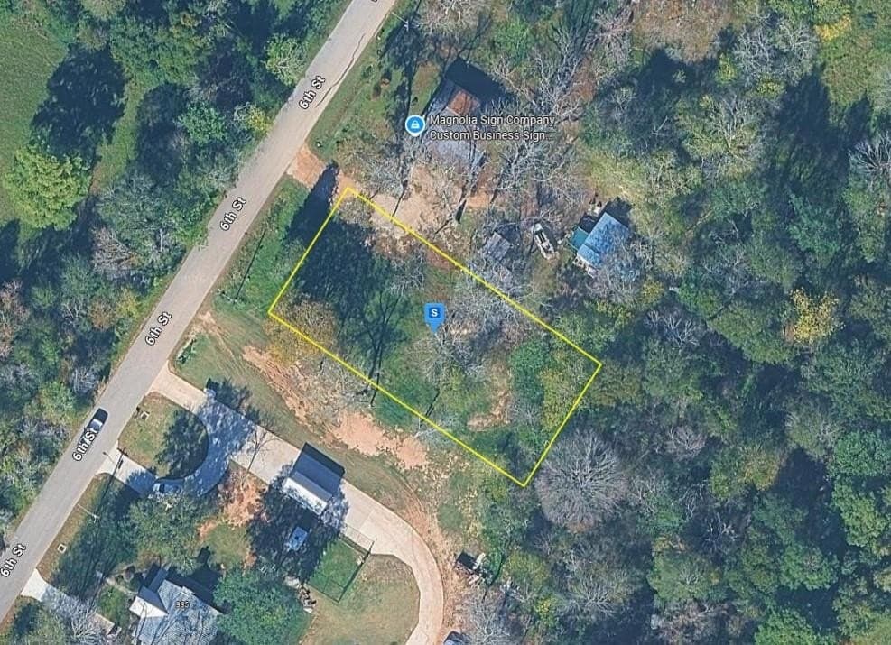 0.32 acres in Montgomery County