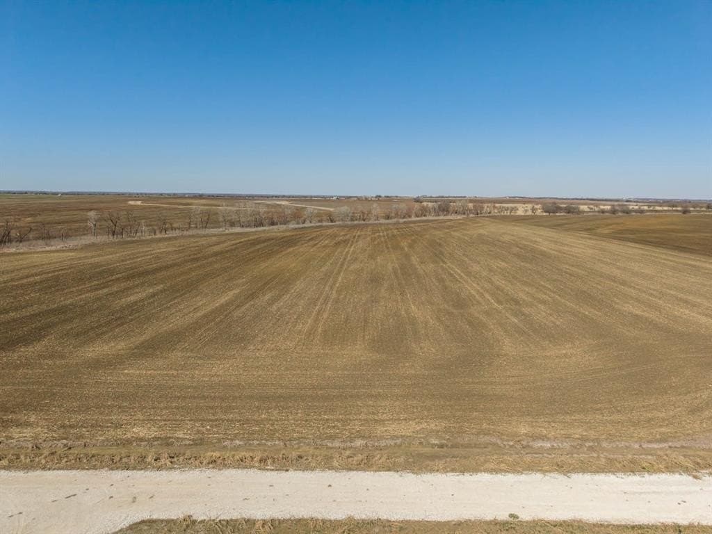 12.62 acres in Hill County