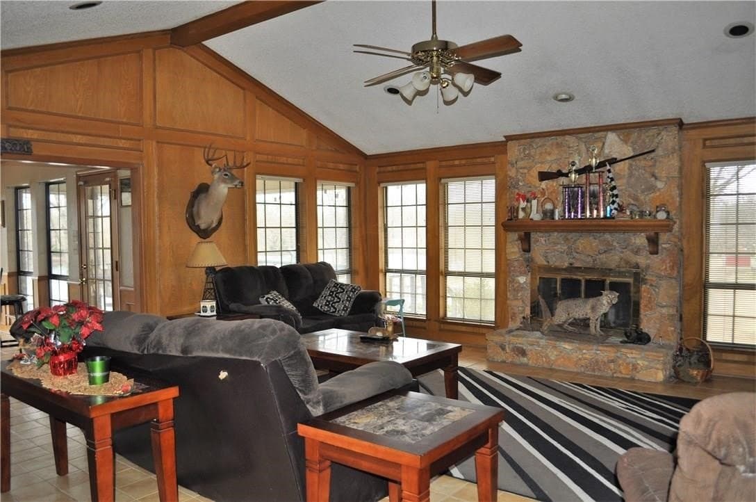 13.68 acres in Ellis County - photo 8