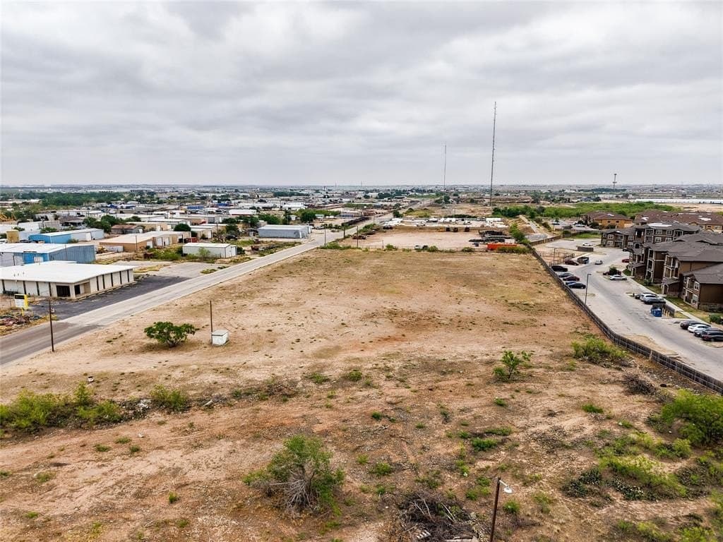 3.44 acres in Midland County gallery image 3