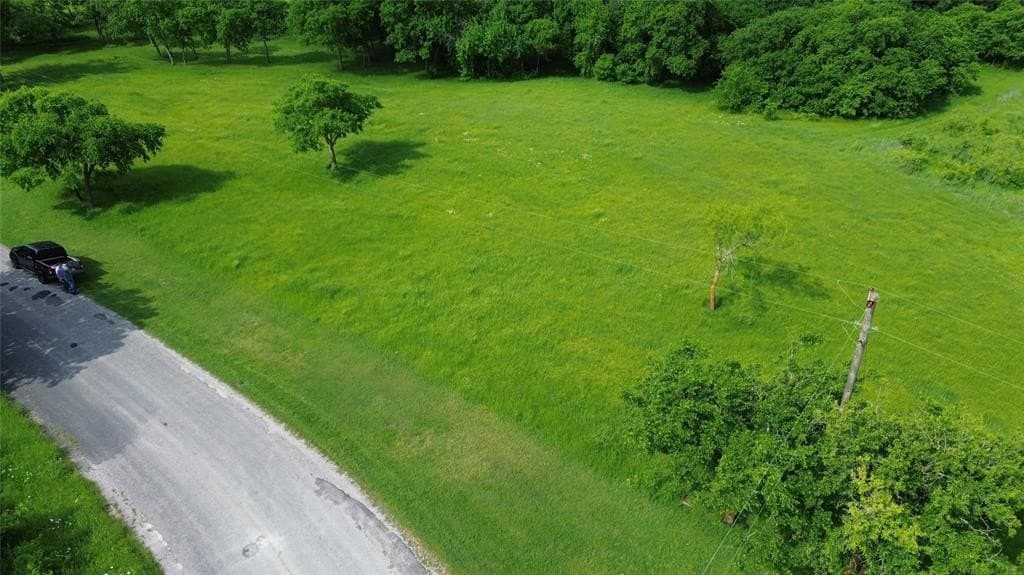 3.74 acres in Grayson County gallery image 4