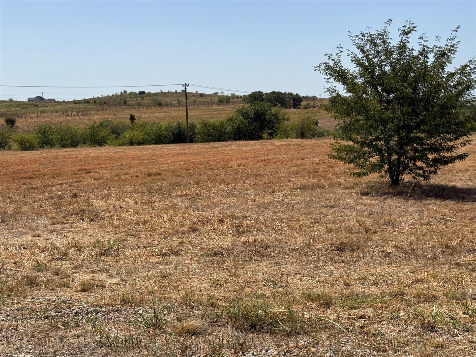 1.93 acres in Hood County