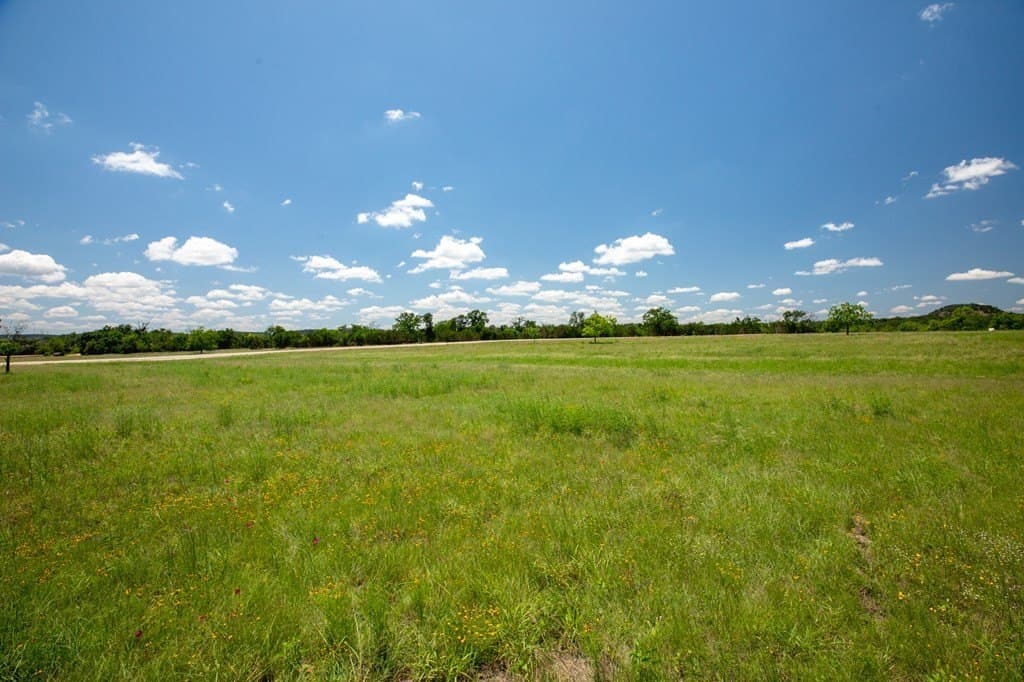 10.29 acres in Gillespie County - photo 9
