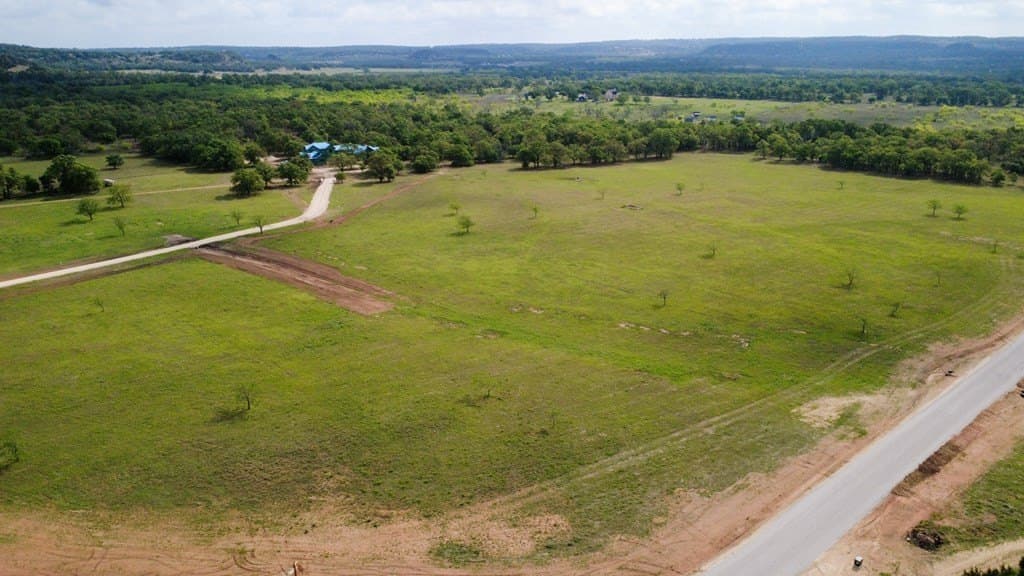 10.29 acres in Gillespie County gallery image 3