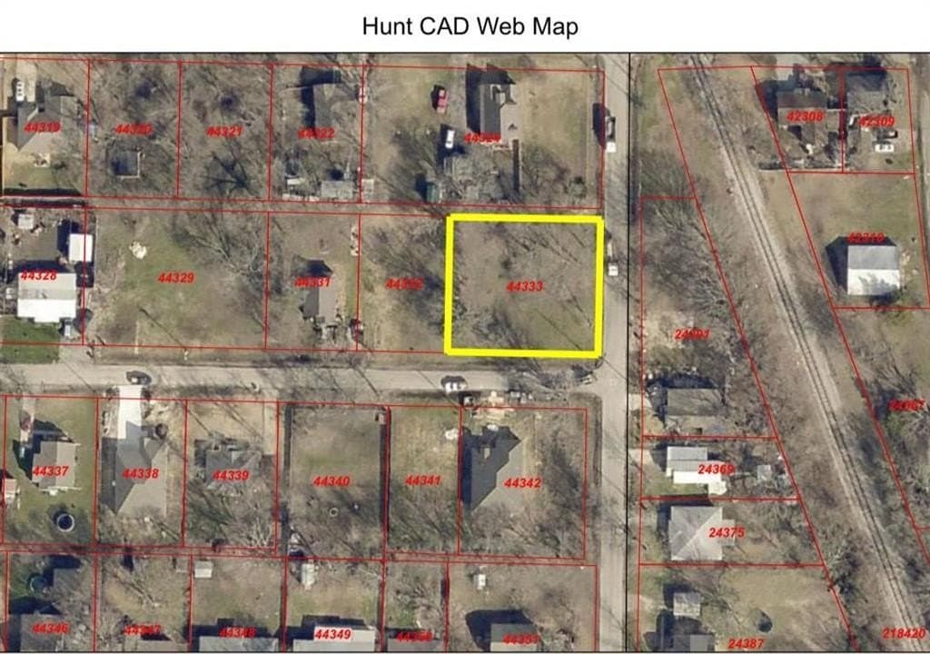 0.27 acres in Hunt County
