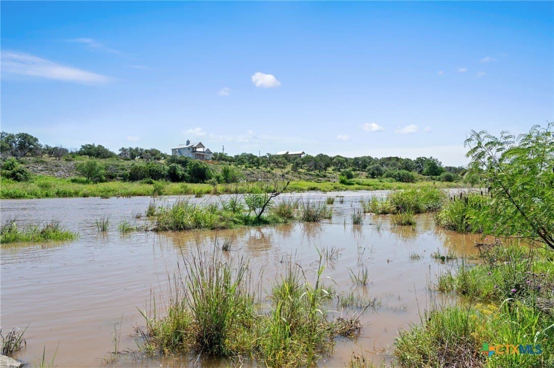 25 acres in Blanco County - photo 7