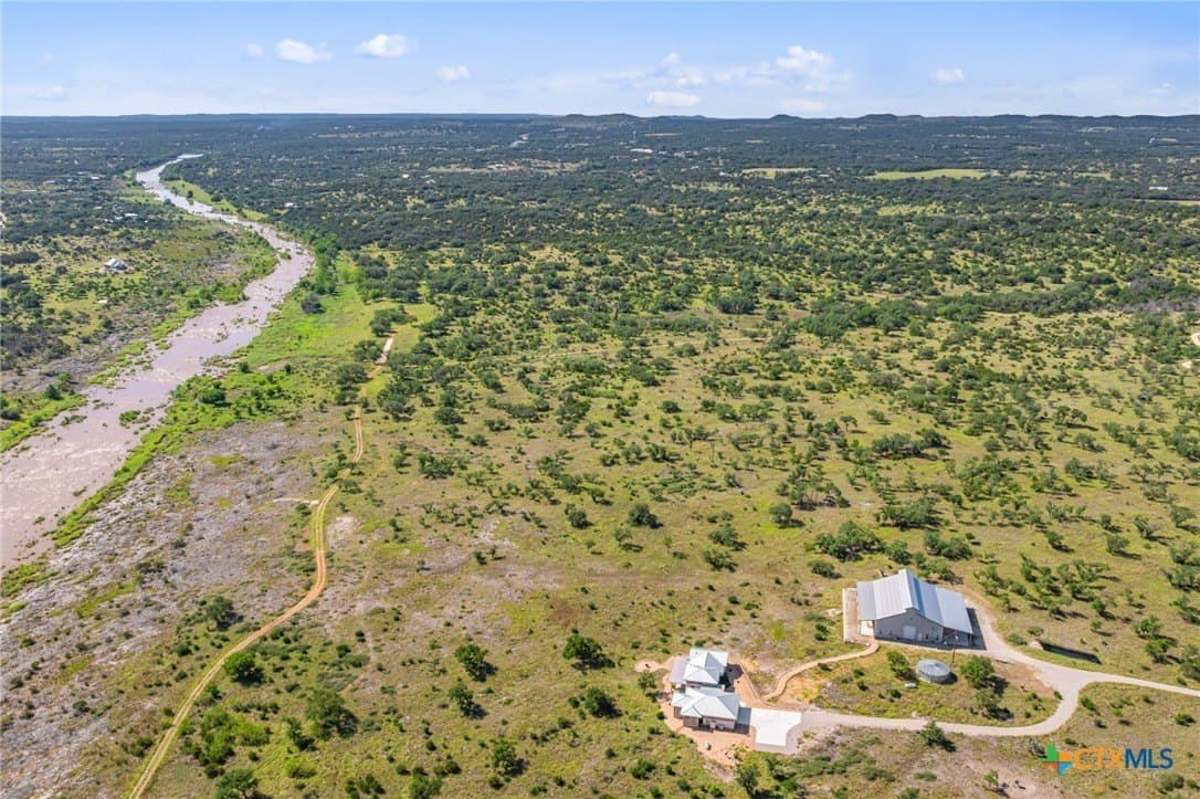 25 acres in Blanco County - photo 12