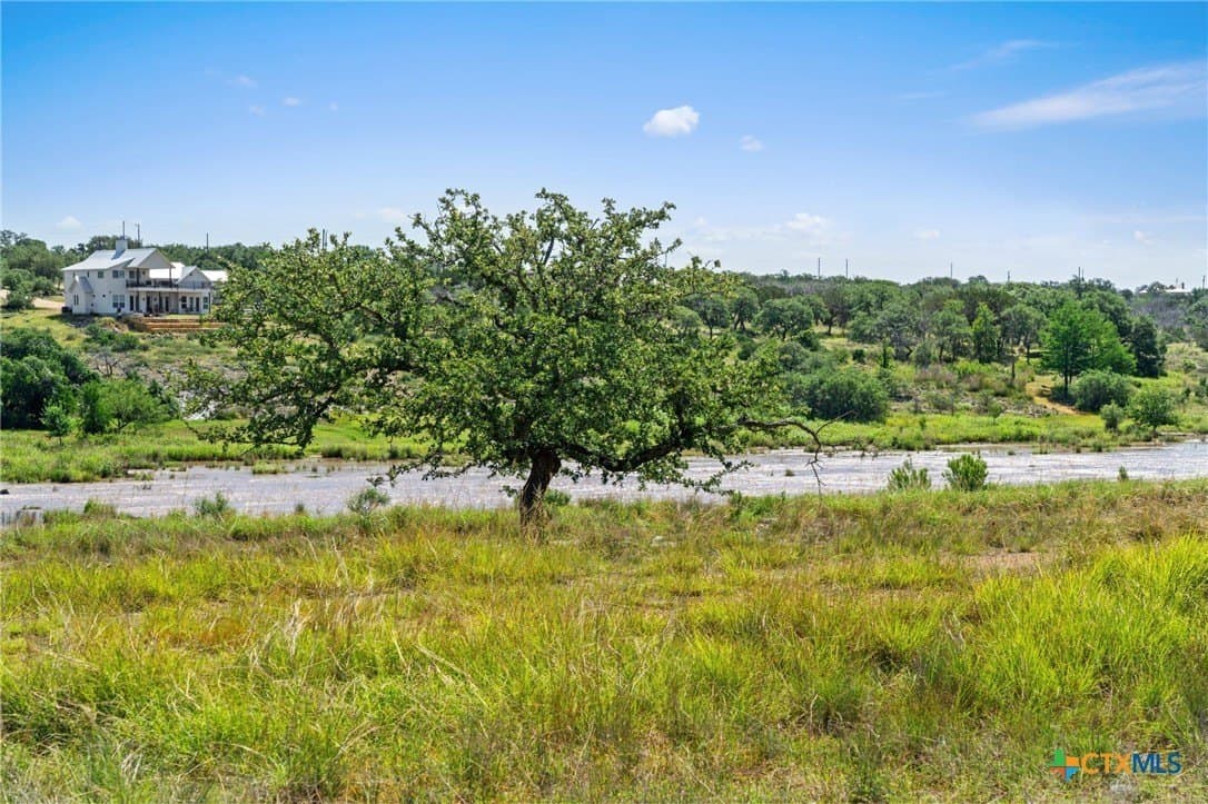 25 acres in Blanco County - photo 20