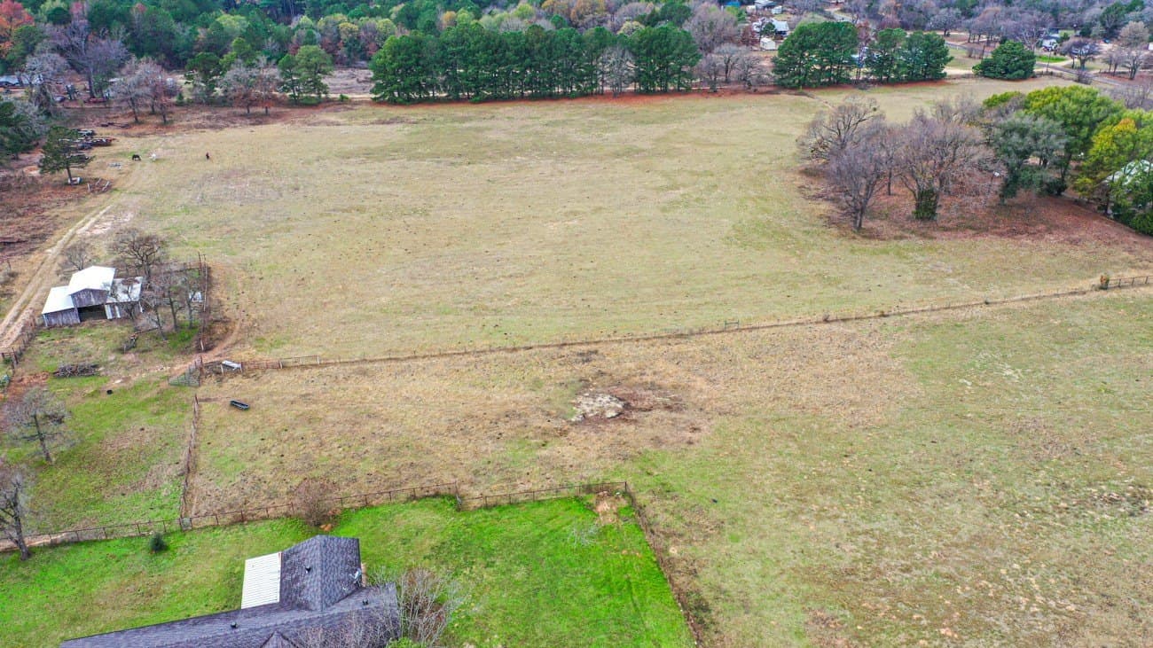 3 acres in Smith County