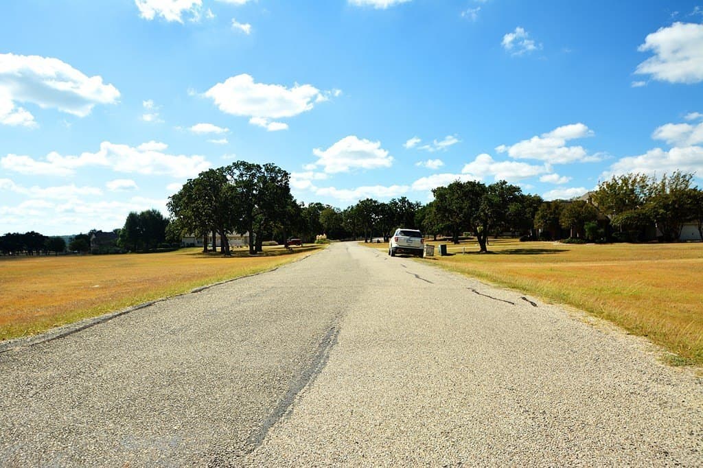 1.5 acres in Kerr County - photo 12