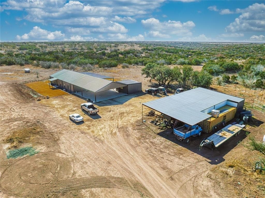 255 acres in Sutton County gallery image 2