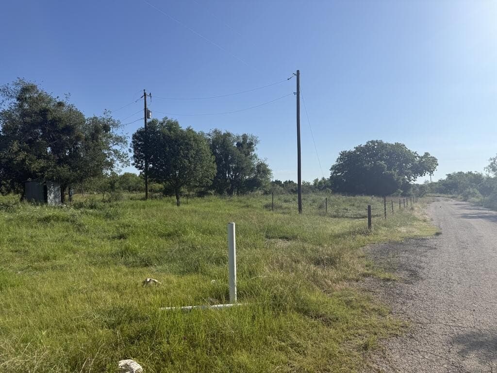4.84 acres in Kimble County - photo 2