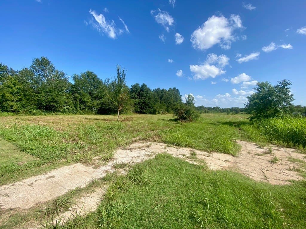 0.18 acres in Texas County - photo 10