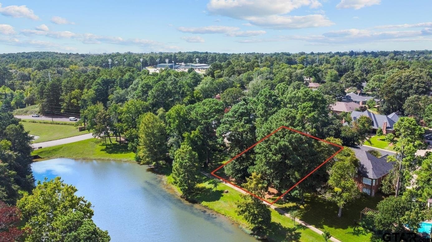0.27 acres in Smith County gallery image 3