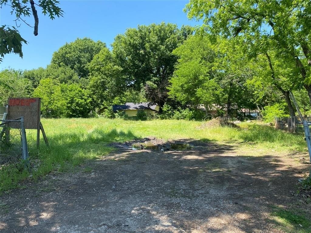0.14 acres in Navarro County