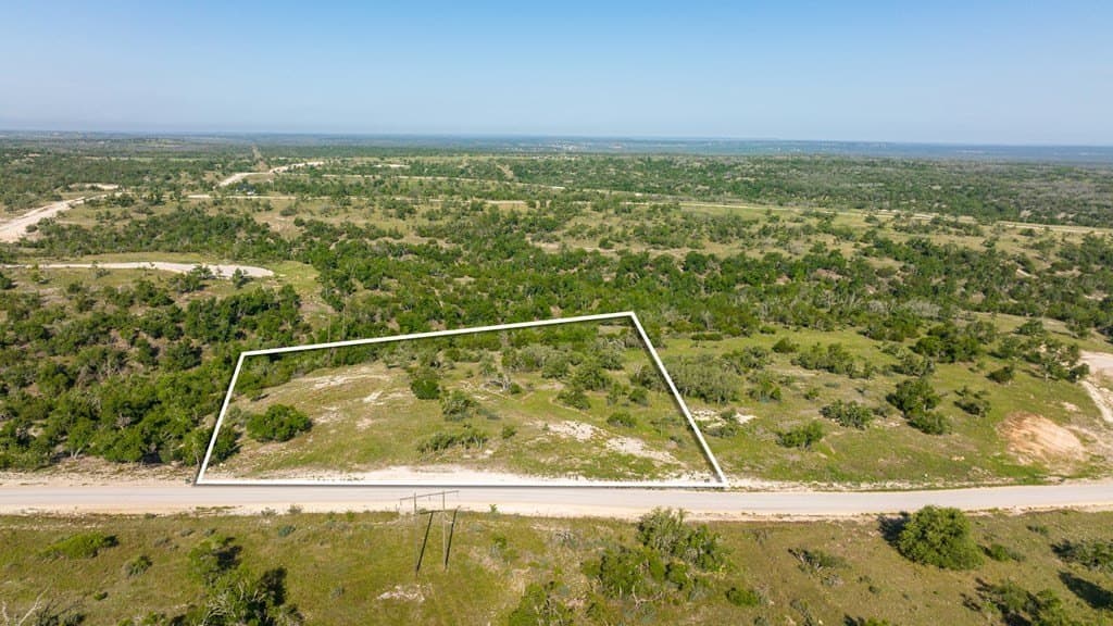 5.01 acres in Gillespie County gallery image 3