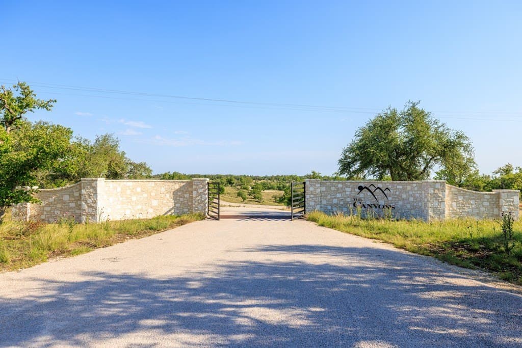 5.01 acres in Gillespie County featured view