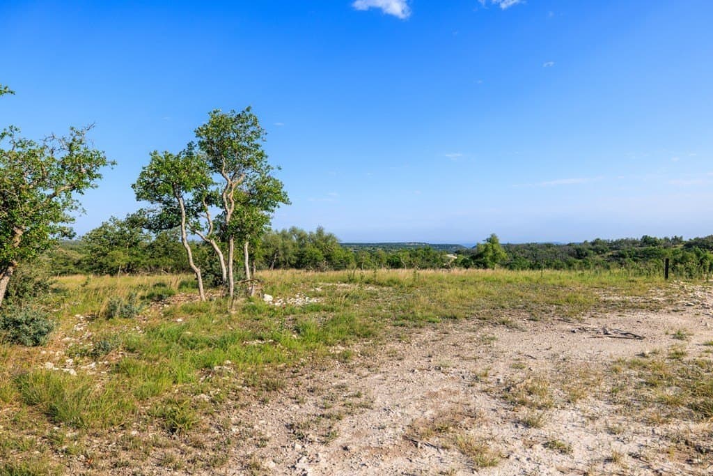 5.01 acres in Gillespie County gallery image 4