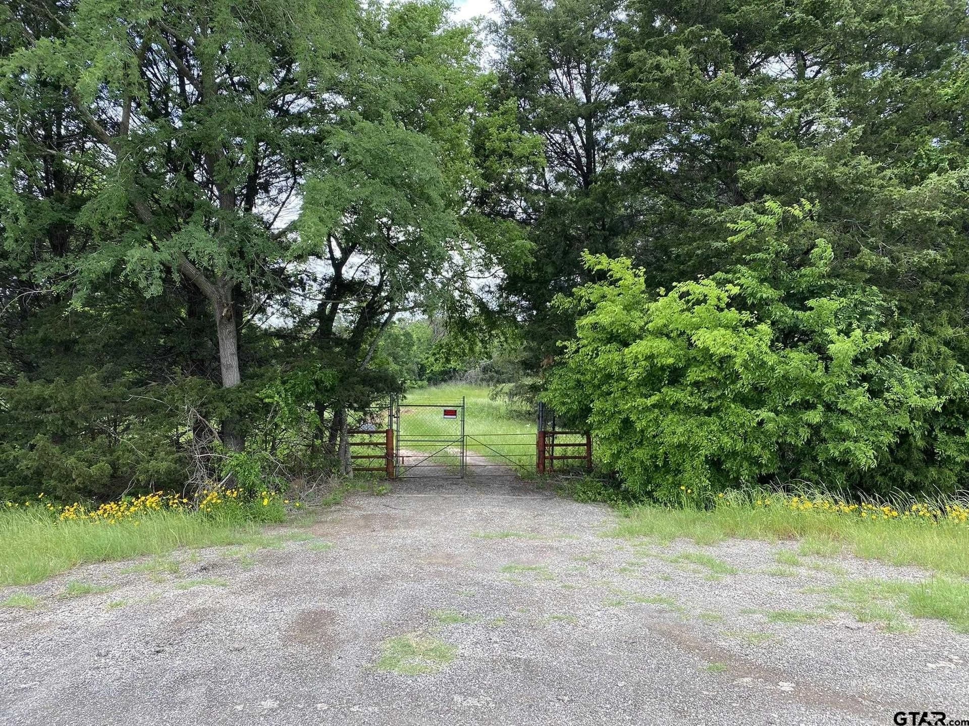 32 acres in Van Zandt County - photo 10