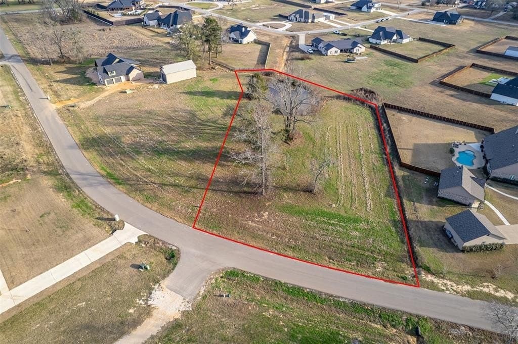 1.51 acres in Smith County