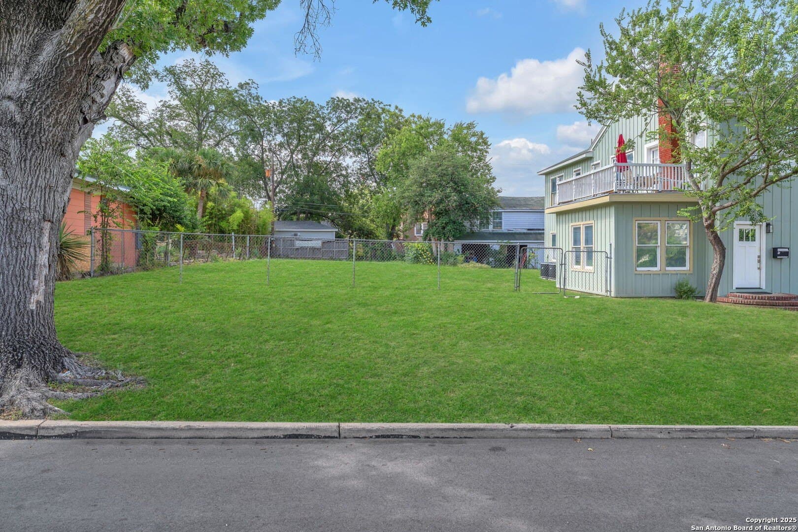 0.16 acres in Bexar County gallery image 3