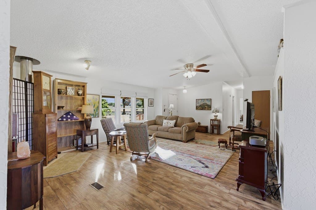 10 acres in Jeff Davis County gallery image 3