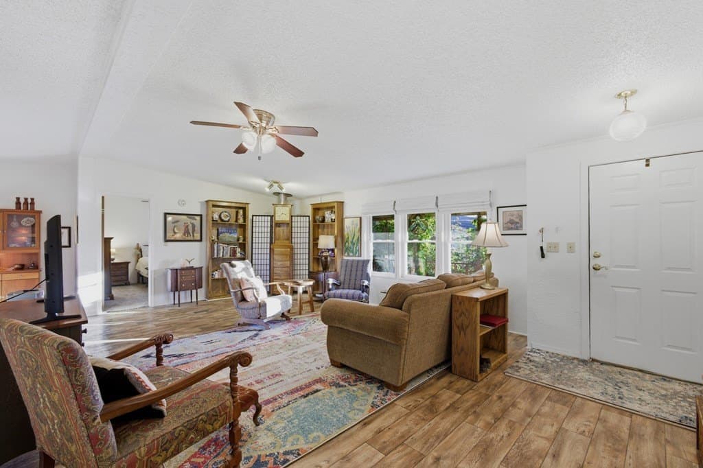 10 acres in Jeff Davis County featured view