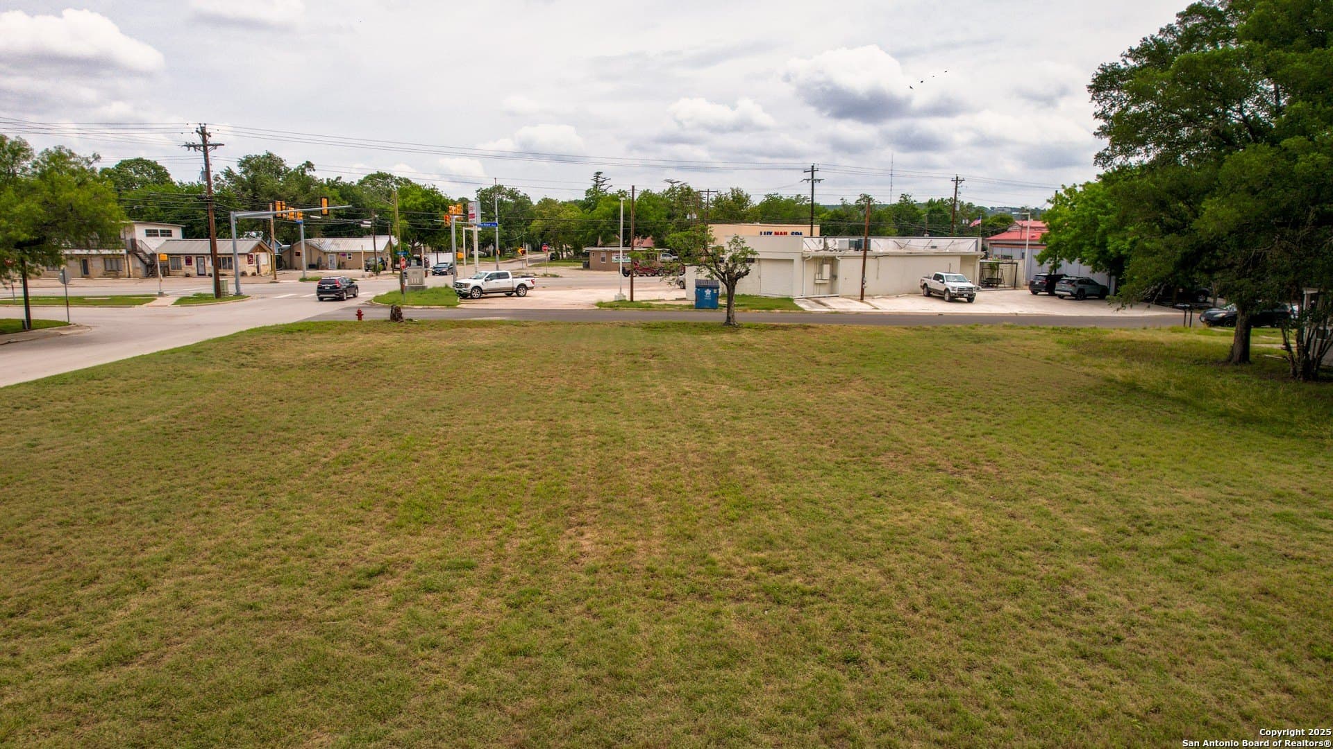 0.4 acres in Kerr County - photo 6