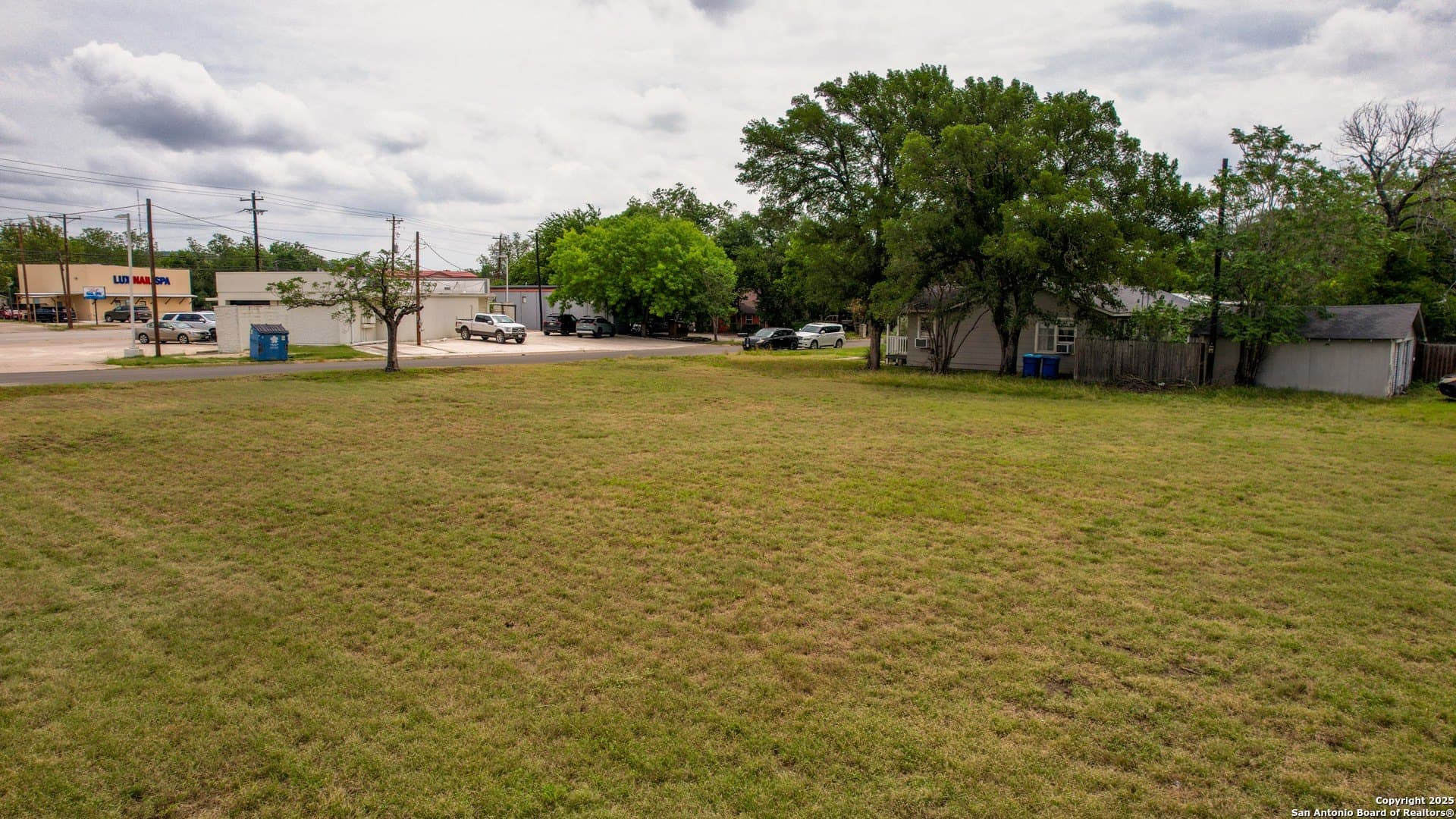 0.4 acres in Kerr County gallery image 4