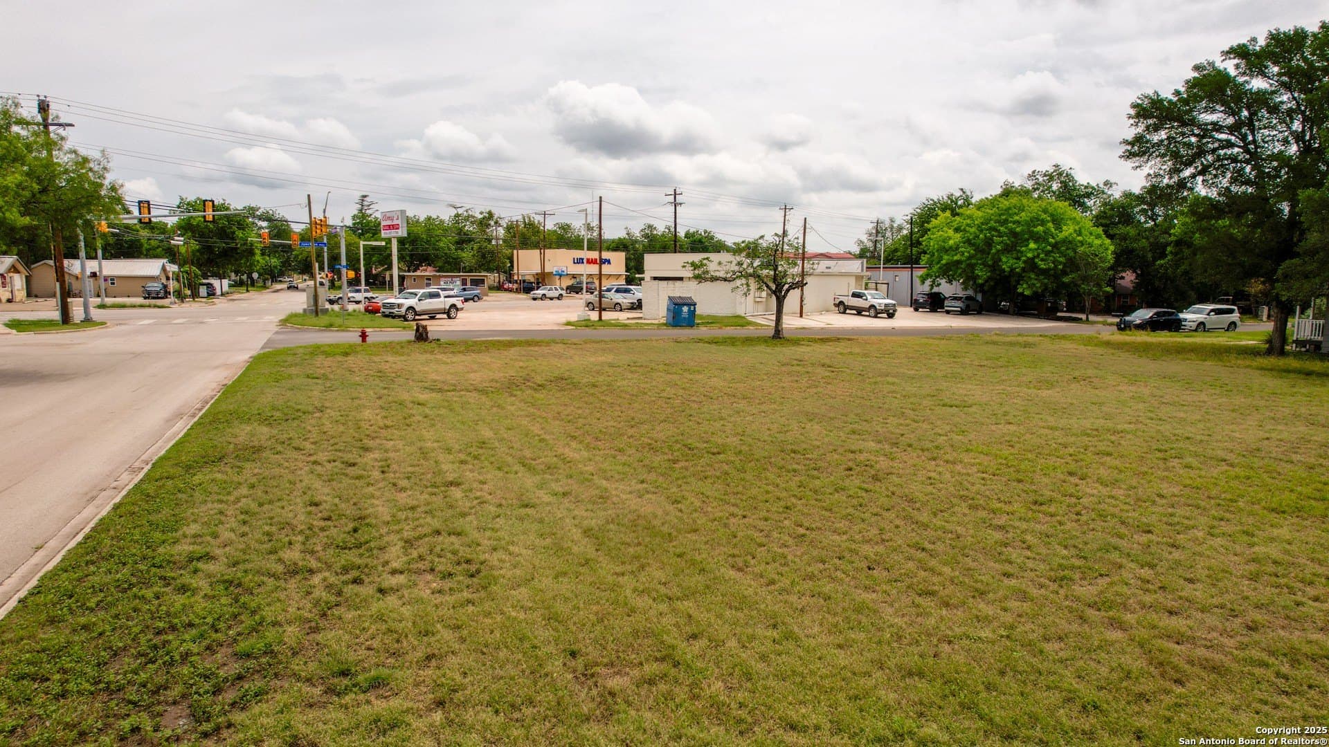 0.4 acres in Kerr County - photo 9